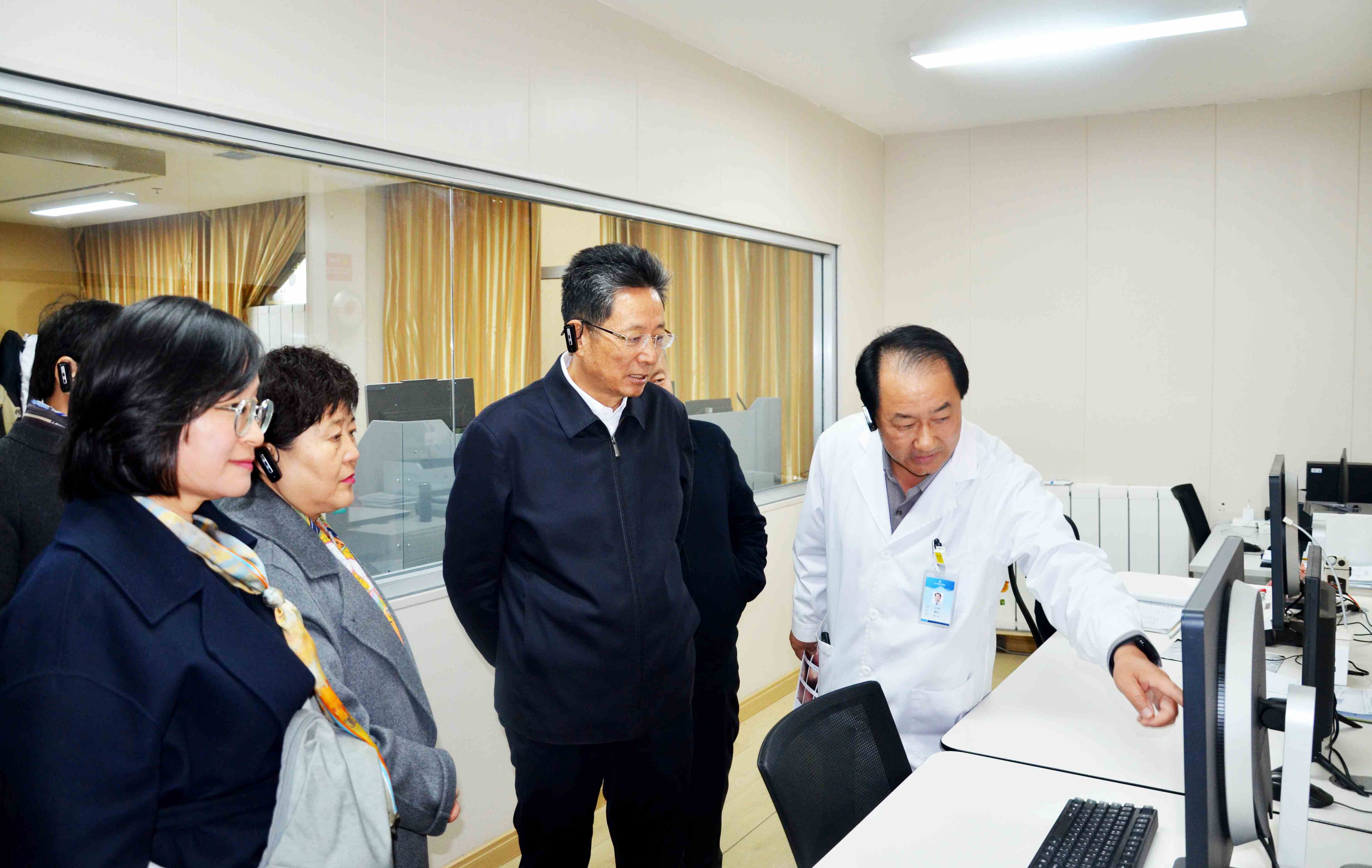 自治区知联会一行到亿康大健康医疗集团调研