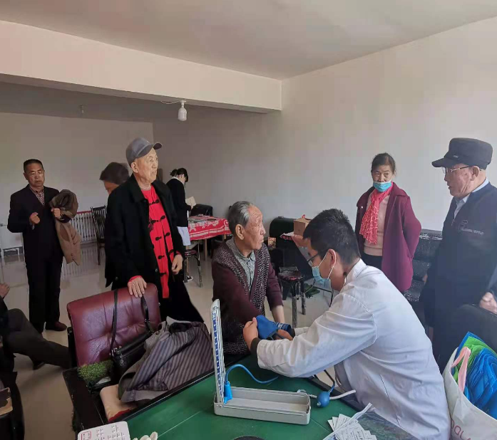 鄂尔多斯中医康复医院、鄂尔多斯健康体检中心 开展巡回爱心义诊及健康宣讲活动（四）