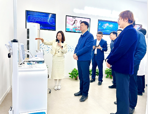 内蒙古自治区政协副主席、工商联主席安润生一行到亿康大健康医疗集团 调研指导工作