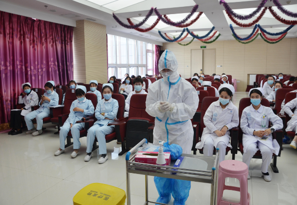 鄂尔多斯健康体检中心等各医疗机构隆重召开“5.12国际护士节护理专业技能大赛”！