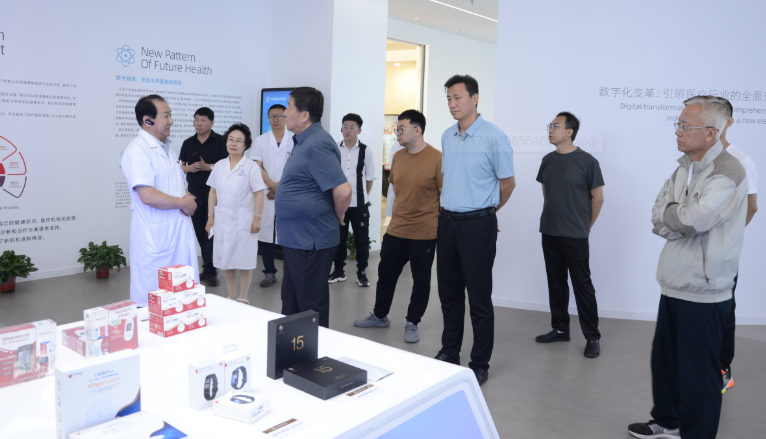 达拉特旗億康中医医院王三耀董事长一行到亿康大健康医疗集团考察调研